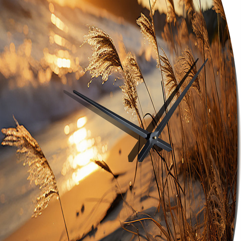 Horloge murale en métal Beach Breeze At Sunrise V, Petit