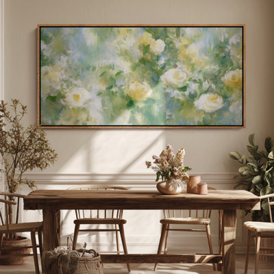 Grande toile murale encadrée - Roses blanches douces dans un jardin - 60 po x 20 po, 60 po x 30 po