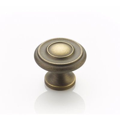 Traditional Round Knob