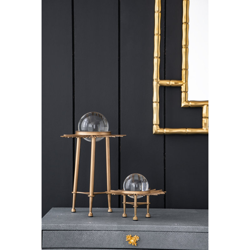 Folrich Figurines & Sculptures