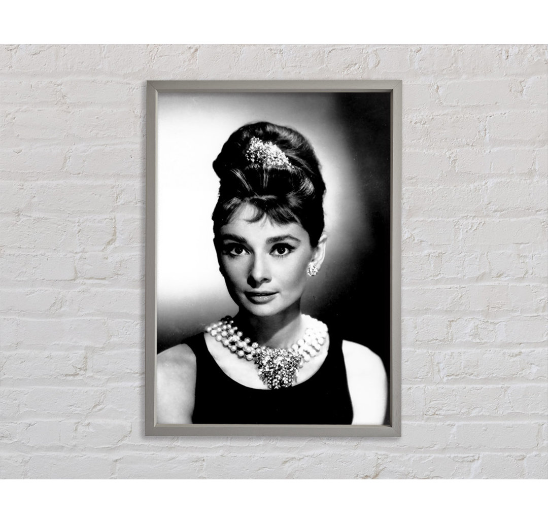 Audrey Hepburn Diamanten und Perlen - Druck