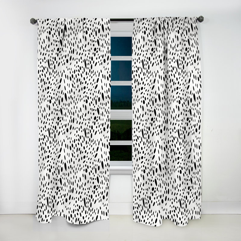Rideau obscurcissant géométrique blanc et noir Snow Leopard Spots III - 1 panneaux, L 52 po x L 108 po