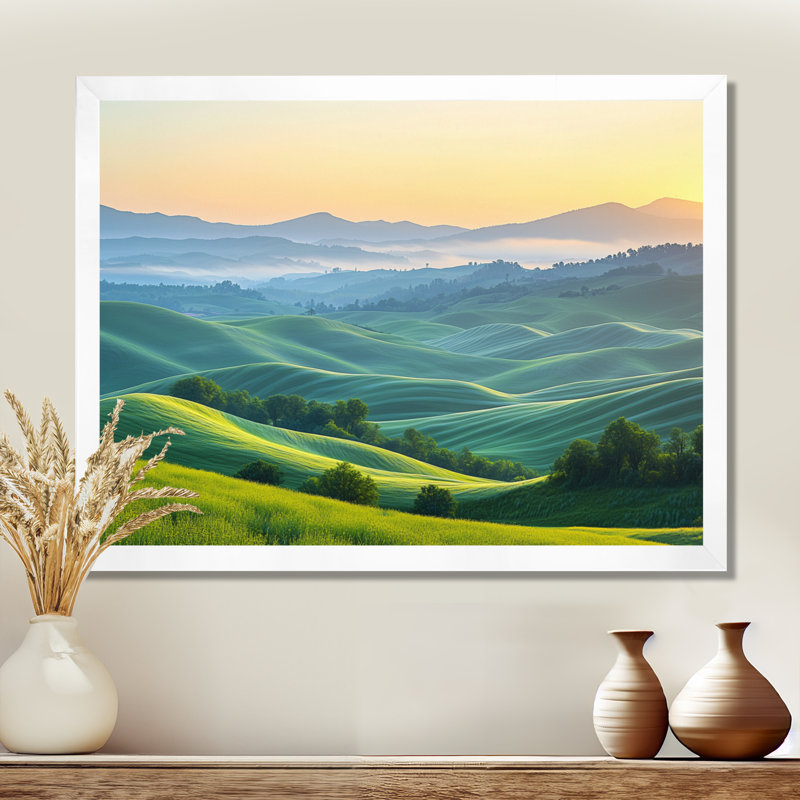 Impression sur toile encadrée Counrtive Rolling Hills At Dawn III - campagne, H 16 po x l 32 po, Avec cadre, Blanc