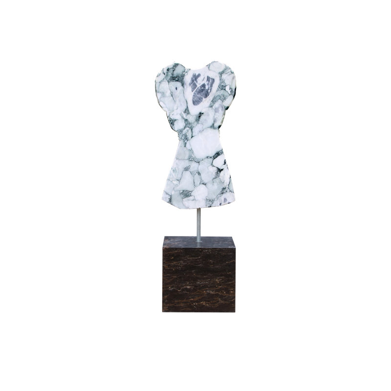 Sculpture en marbre Adara