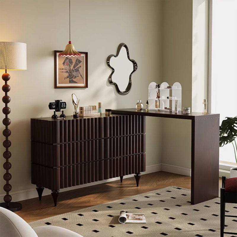 Eakin, Black Walnut