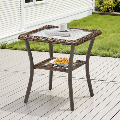 Table d'appoint d'extérieur en osier, petite table de bout carrée en rotin pour terrasse