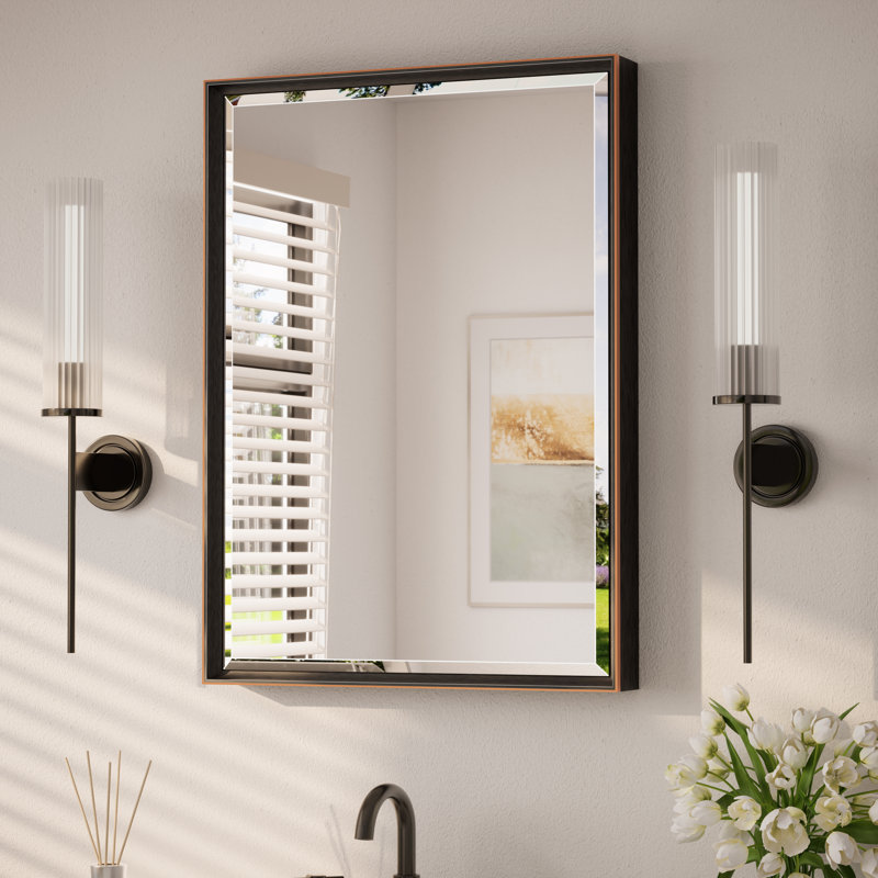 Miroir de salle de bain Areiona, 22 po x 30 po, Bronze frotté à l'huile