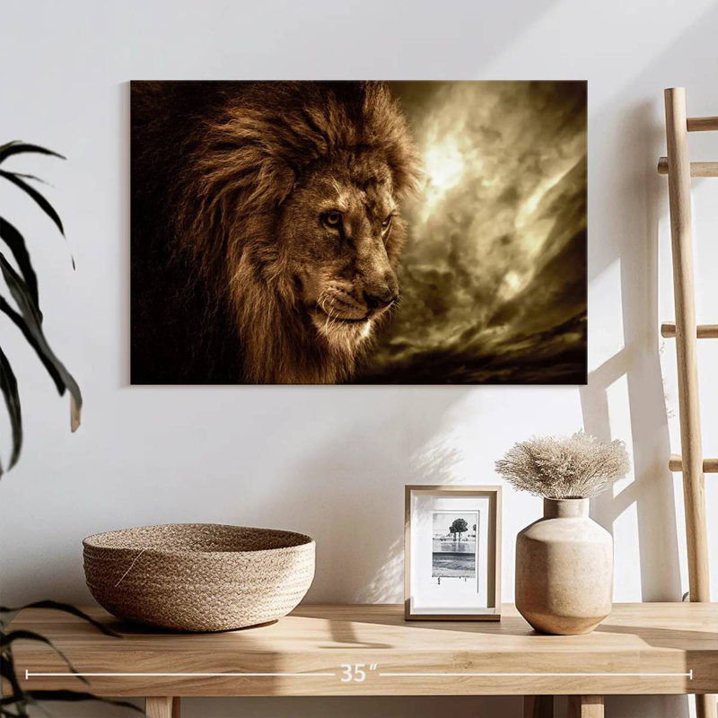 Lion du ciel orageux, H 16 po x l 24 po