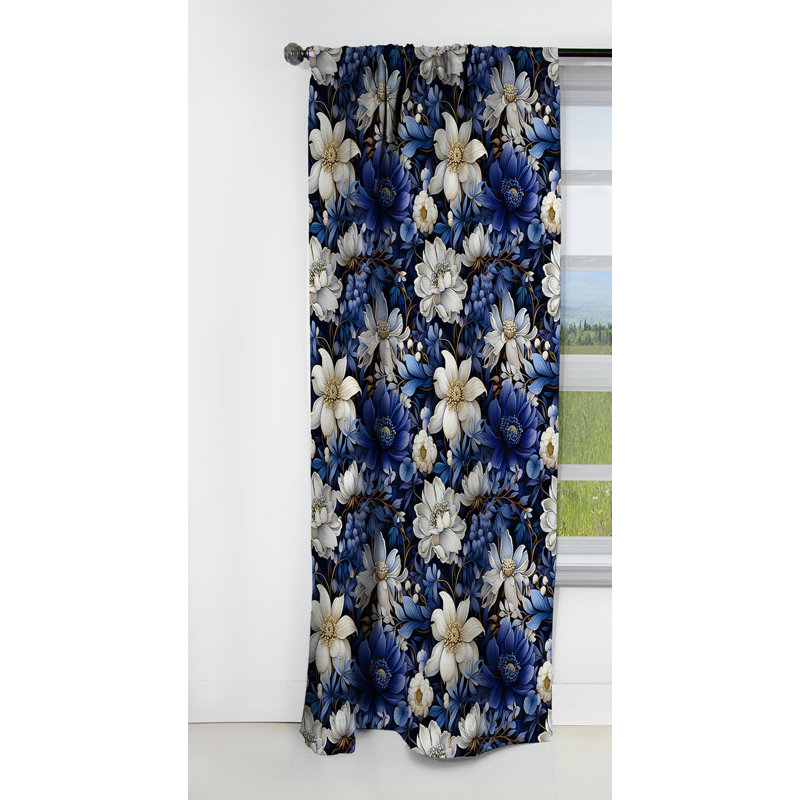 Fleurs indigo foncé au clair de lune II - Rideau floral - Rideau floral occultant en velours - 1 panneau, L 52 po x L 63 po