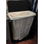 Panier à linge à 2 compartiments avec couvercle, 140 L, structure en acier, doublure amovible à cordon de serrage, idéal pour la chambre, la salle de bain et la buanderie.