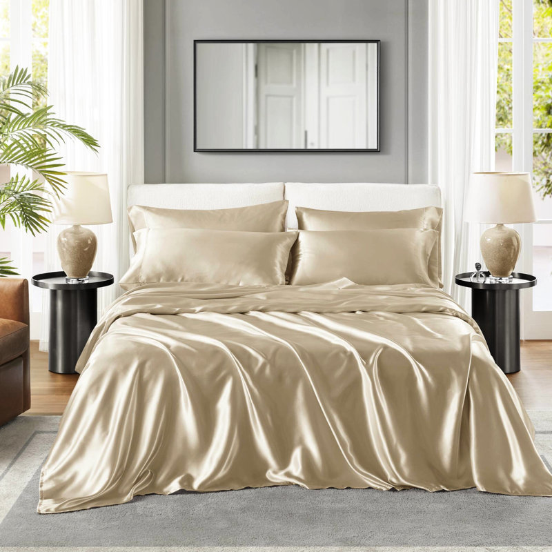 Draps simples en satin froissés pour matelas de 16 po, comprenant 1 drap plat, 4 taies d'oreiller ajustées, rideaux soyeux et d'apparence gracieuse