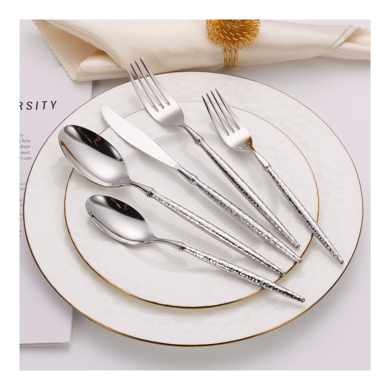 20 Pc Flatware Set with Hammered Handles, Silver
