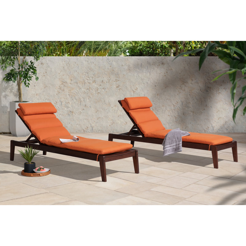 Ensemble de chaises longues inclinables 85 cm en Sunbrella avec coussins Minhaj, Tissage uni Sunbrella® palette Cayenne