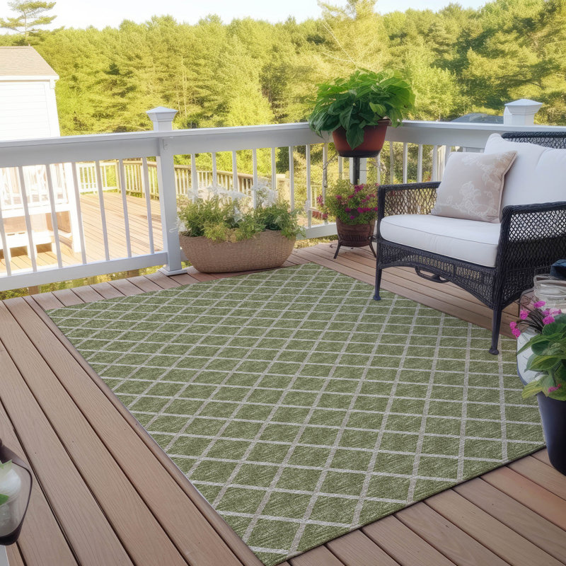 Loreen Washable Geometric Indoor / Outdoor Rug, Rectangle 9' x 12'