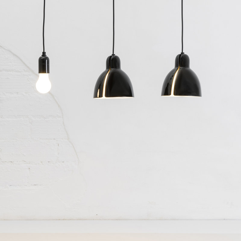 Venice 200 Pendant, Gloss Black, 7.75" H x 76.3" W x 6.3" D
