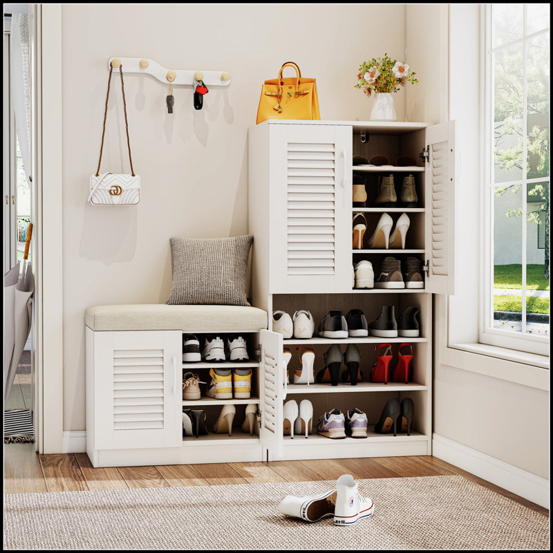 Armoire de rangement pour chaussures multifonctionnelle avec banc et compartiment de rangement 7 + 3, panneau de couches réglable
, Banc à chaussures avec coussin pour le vestibule, Range-chaussures autoportant pour le vestibule, vestibule, couloir, blanc