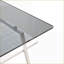 Table basse élégante en verre gris et métal blanc, facile à nettoyer, stabilité de 220 lb pour le salon-706713704
