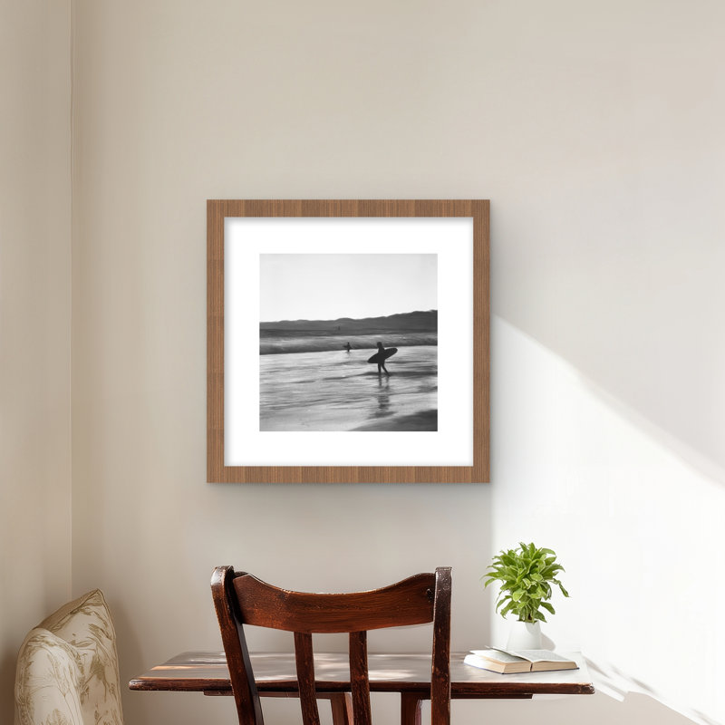 Surfers - American Sports, reproduction matte encadrée pour la décoration intérieure, H 16 po x l 16 po