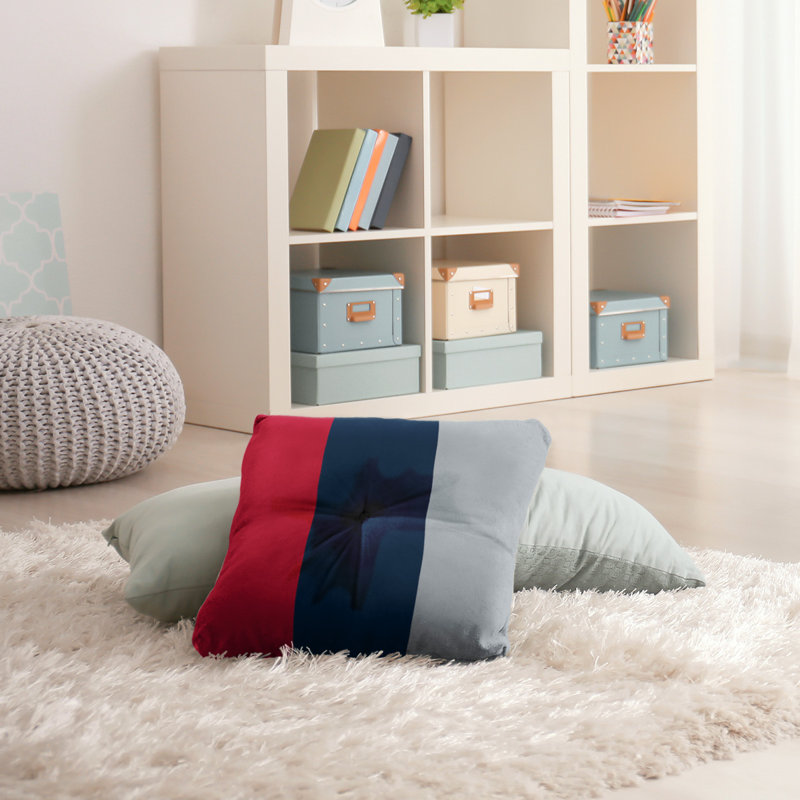  Coussin de sol touffeté, 26 po x 26 po, Milieu bleu / Côté argent