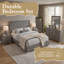 Ensemble de chambre à coucher grand lit en bois gris avec tête de lit à chevrons, commode, miroir, commode et 2 tables de chevet-546469693