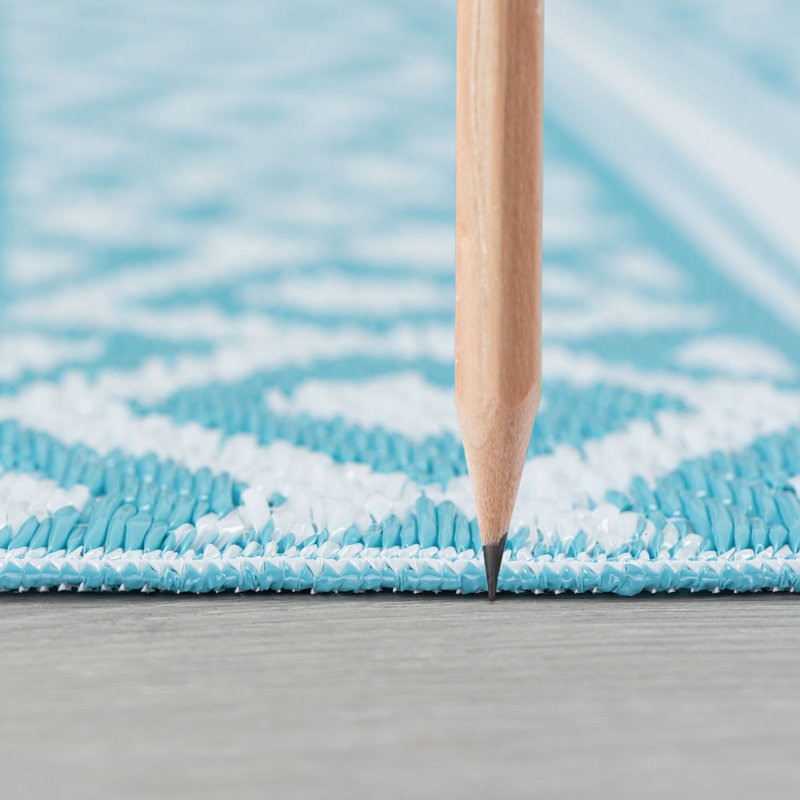 Patricia Indoor / Outdoor Rug, Rectangle 7'10" x 10'2"