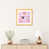Toile avec cadre en bois beige est en rupture de stock