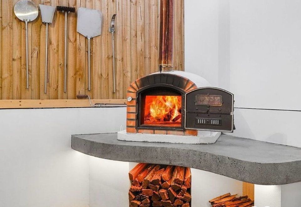 Authentic Pizza Ovens Built for Flavor and Crafted to Last