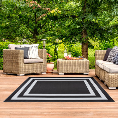 Aisha Geometric Indoor / Outdoor Rug