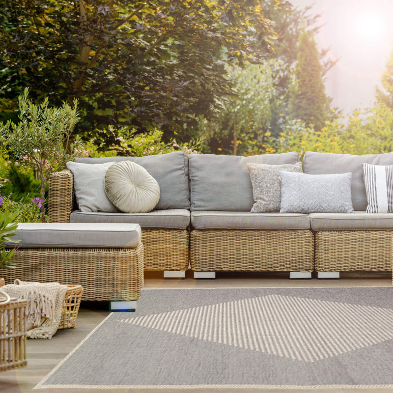 Diatonic Geometric Hand Woven Indoor / Outdoor Area Rug, Rectangle 115 x 170 cm
