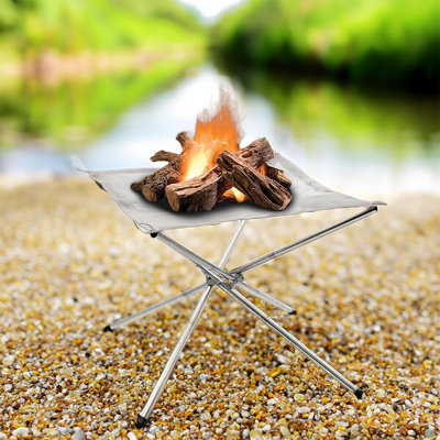 Foyer portatif en maille d'acier pliable pour camping