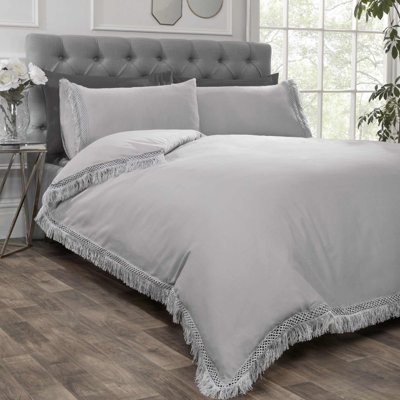 Huerta Solid Colour Duvet Cover Set with Pillowcases Included