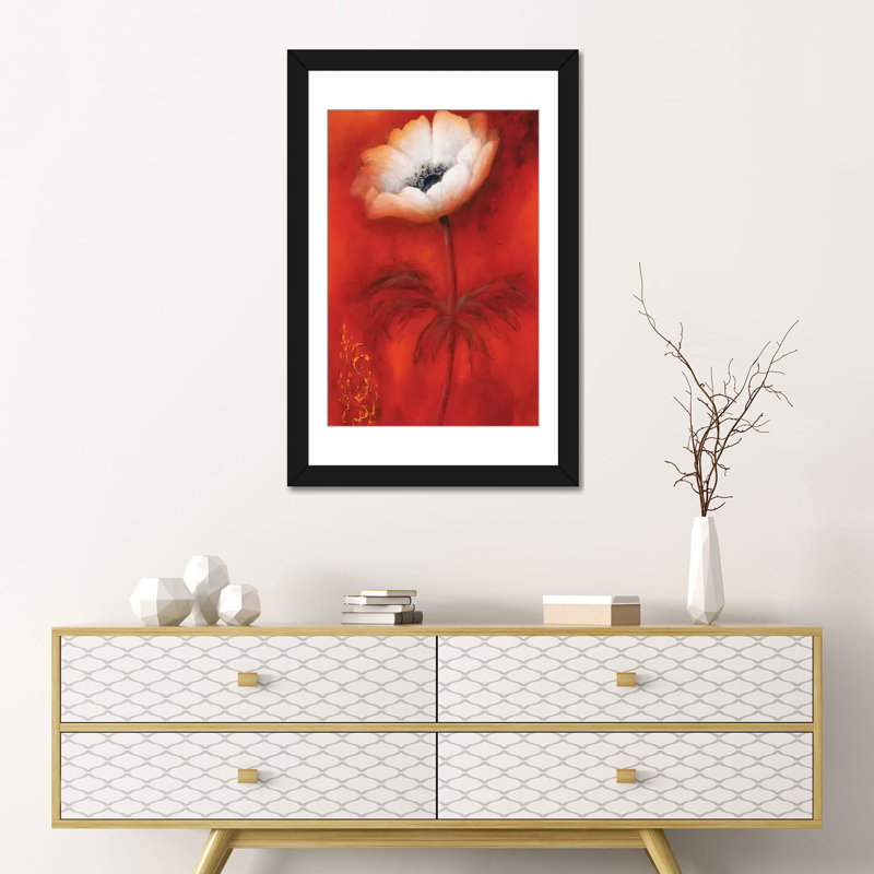 «Anemone I», reproduction sur toile, H 24 po x l 16 po x P 1 po, Papier beaux-arts encadré noir, Blanc