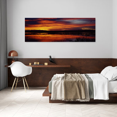 Nuage sur un lac, refuge faunique national de Bosque Del Apache, comté de Socorro, Nouveau-Mexique, États-Unis, art contemporain contemporain, paysage mural
