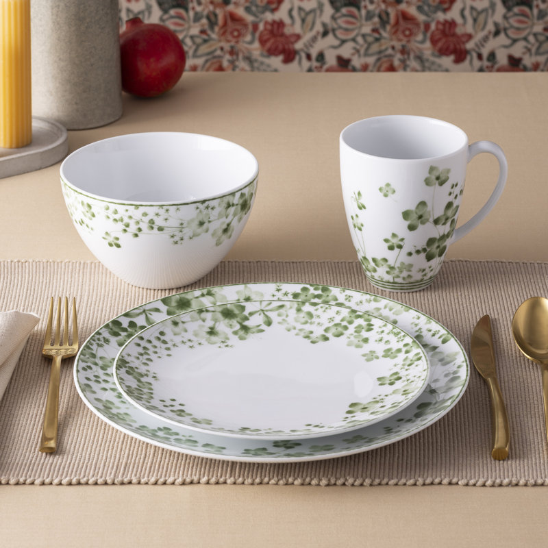 Blue and White Porcelain Floral 4-Piece Dinnerware Set