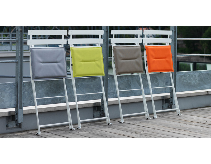 Bistro Outdoor, Ice Mint, 32.5" H x 15" W x 16.5" D