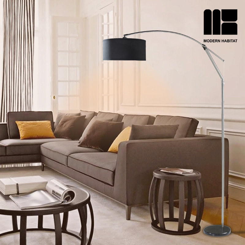 Lampe sur pied traditionnelle 76 po Makaay