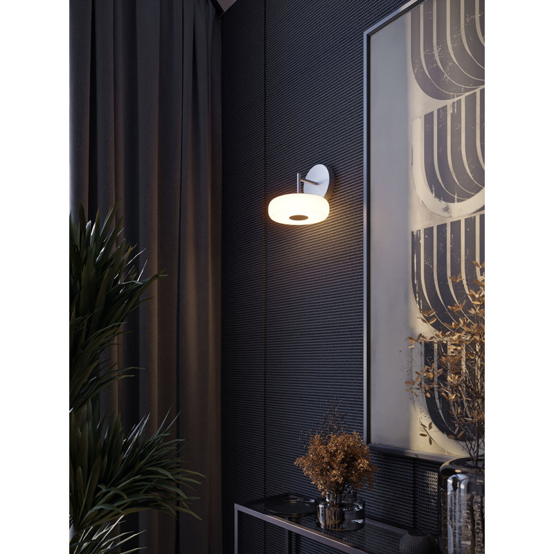 Hemby 8'' LED Sconce - 10W, Satin Nickel