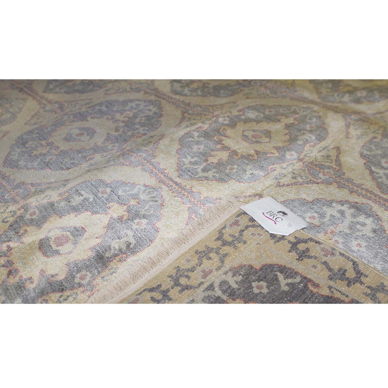 Silk Oriental Area Rug in Gold