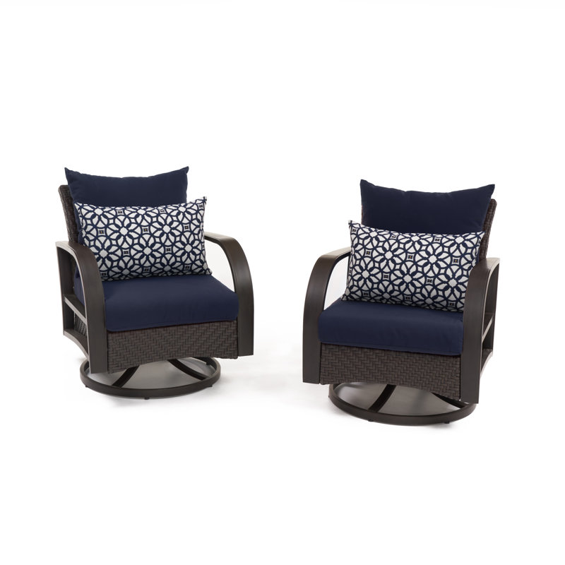 Chaise de patio en osier Kechia, Toile bleu marine Sunbrella®