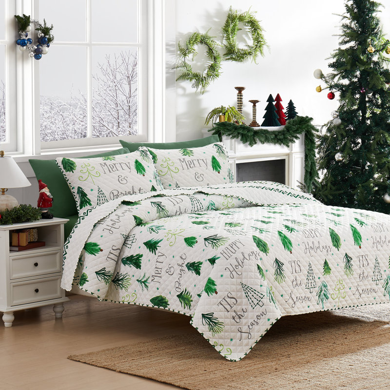 White Reversible Twin Christmas Tree Quilt Set