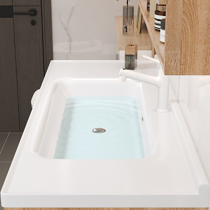 Armoire de salle de bain simple en bois rond