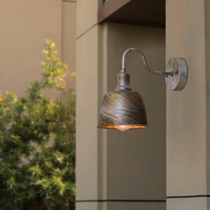 Amishi Armed Sconce