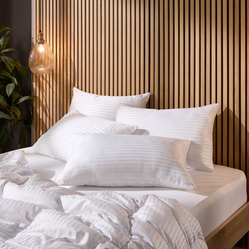 Snuggledown Luxuriously Hotel Soft & Cosy Medium Support Pillow