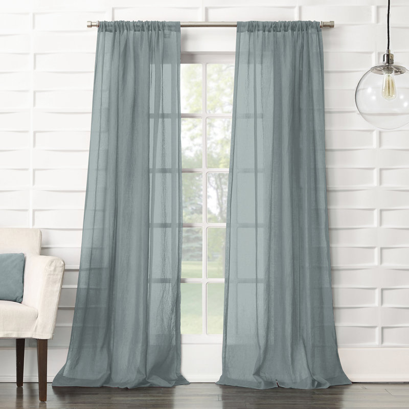 Panneau de rideau semi-diaphane avec passe-tringle Jaklyn, L 50 po x L 63 po, Bleu port