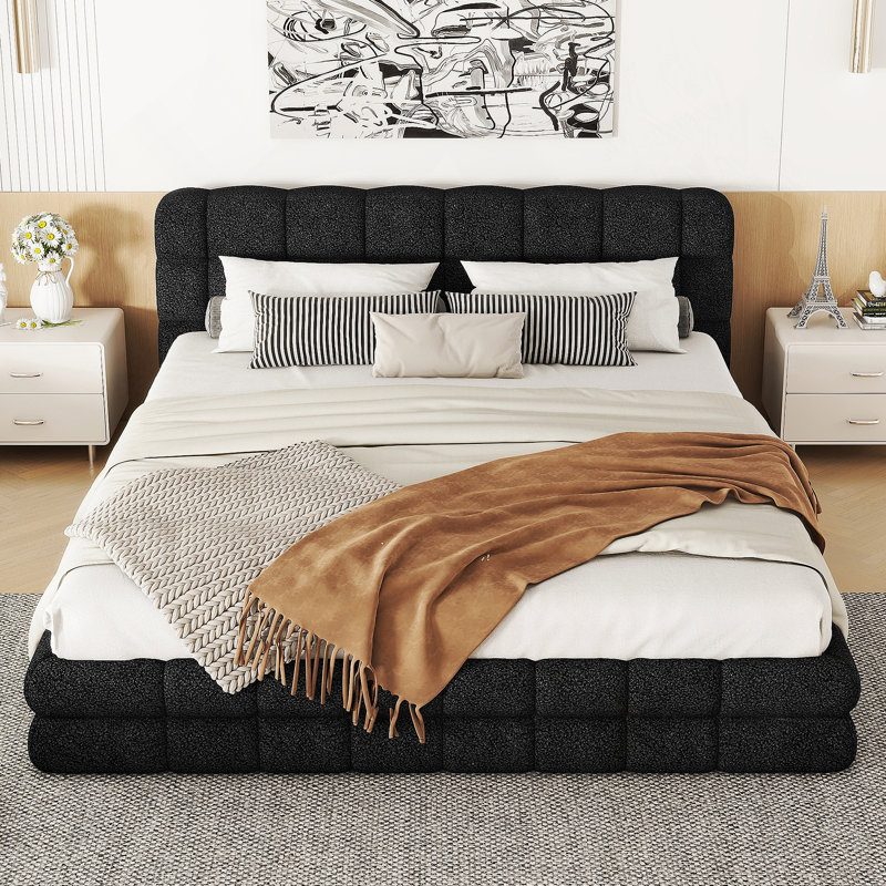 Lit plateforme tapissier exquis avec tête de lit confortable et fabrication robuste, idéal pour un sommeil relaxant et durable.
