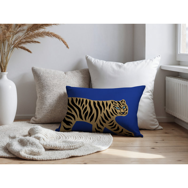 Oreiller rectangulaire intérieur / extérieur Gigi Tiger, Marine, H 20 po x l 14 po