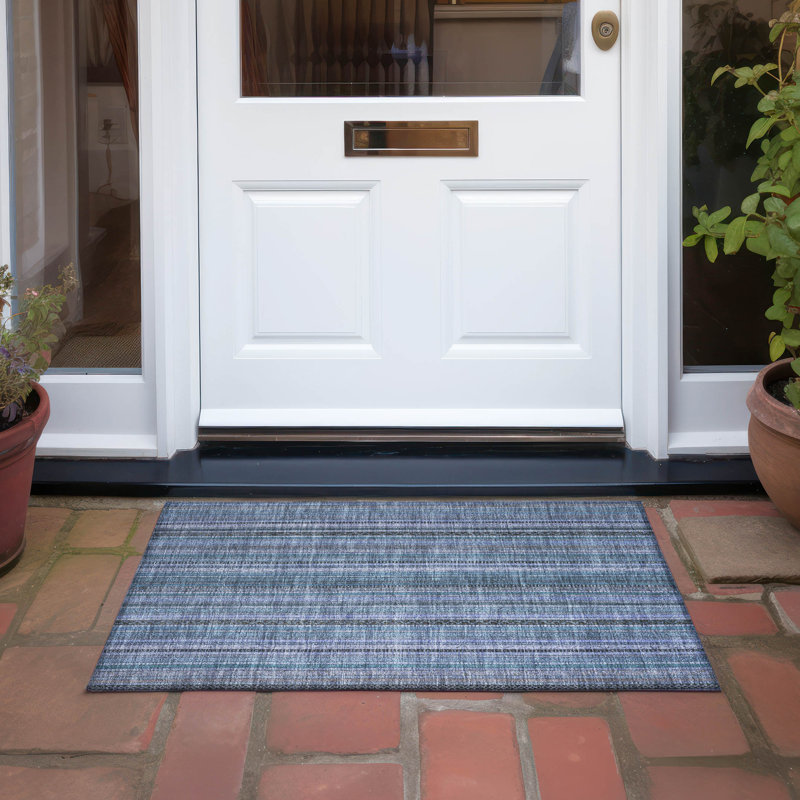 Tapis bleu intérieur / extérieur lavable à la machine Claudian ACN1654, Rectangle 1 pi 8 po x 2 pi 6 po