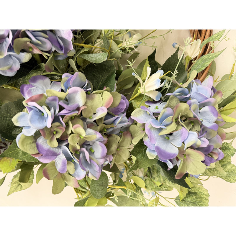 Couronne florale 24 po avec demi-anneau, printemps, été, lierre, eucalyptus et hortensia, Vert / Gris