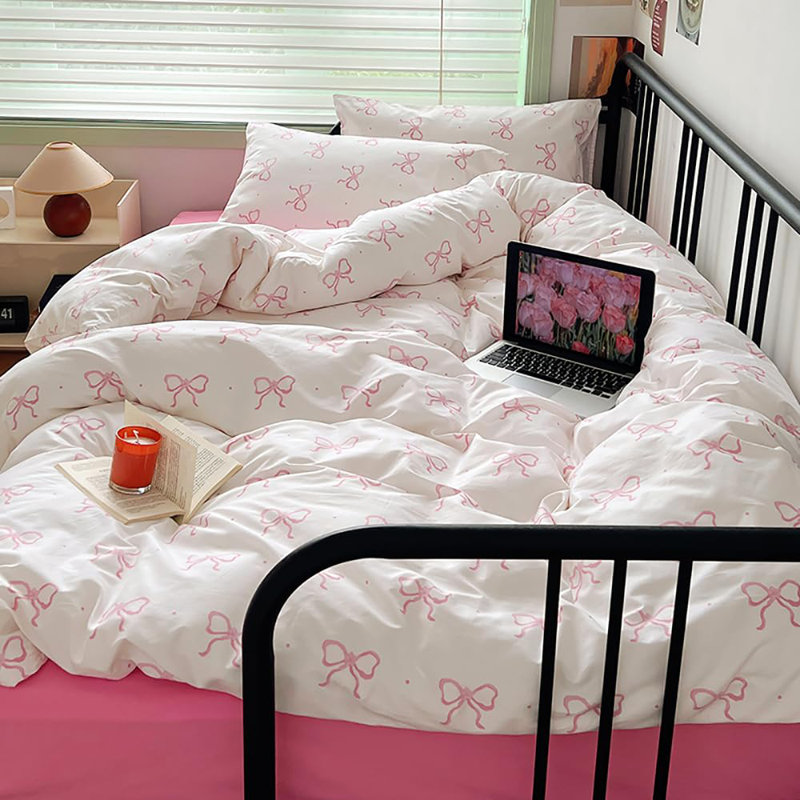 Cartoon Bowknot Comforter Set Pink Bow Tie Knot On White Princess Bedding Set Soft Home Cozy And Breathable Comforter Set