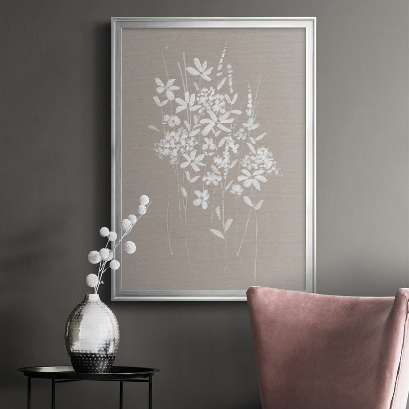 Delicate Botanicals I, reproduction de qualité supérieure - prête à être accrochée, H 24,5 po x l 18,5 po x P 1 po, Argent